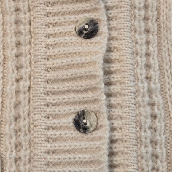 Vintage Gaeltarra Ireland Handloomed Aran Fisherman Cable Knit Cardigan - Small - Picture 8 of 12